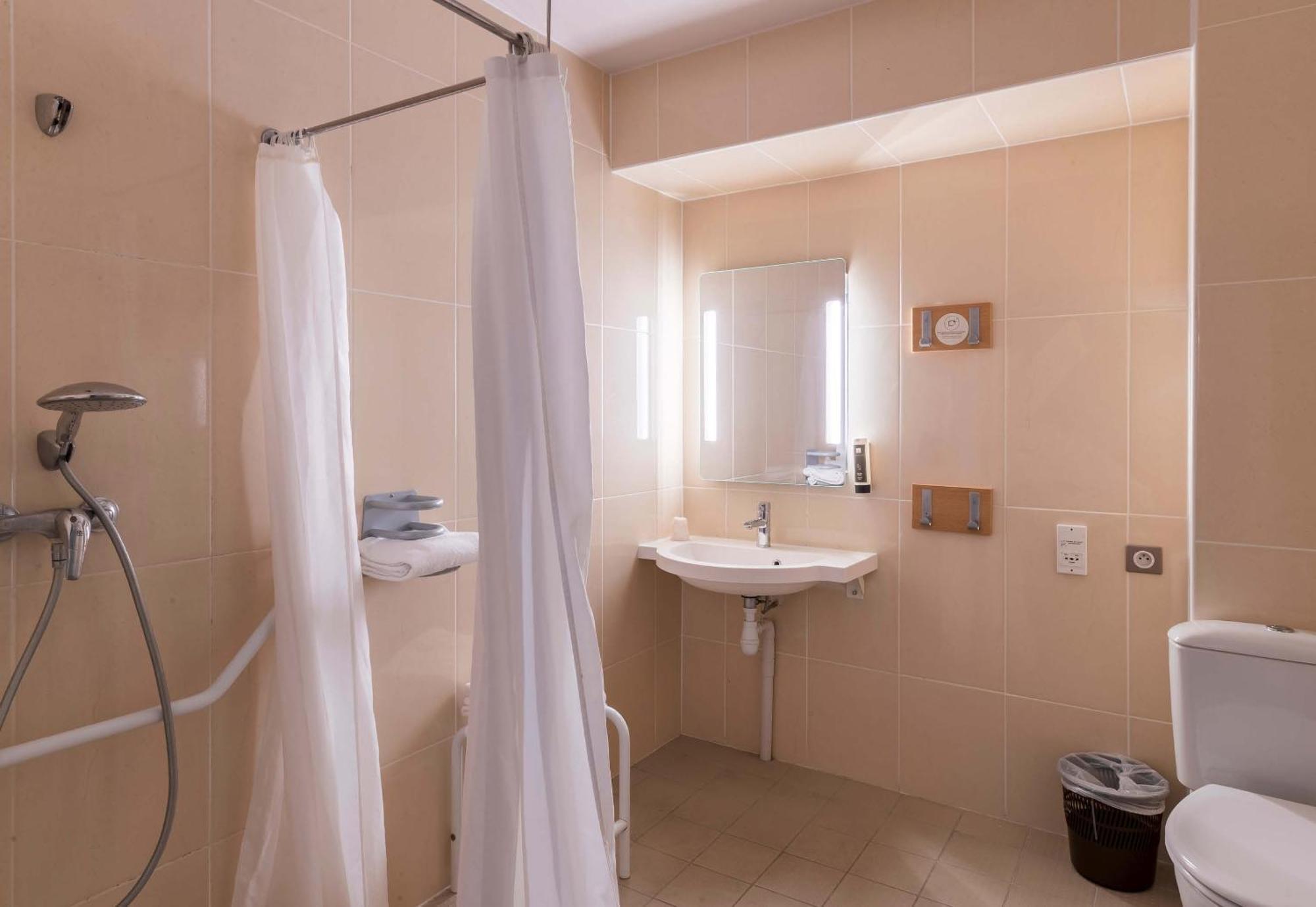 B&B Hotel Troyes Saint-Parres-Aux-Tertres Exteriér fotografie